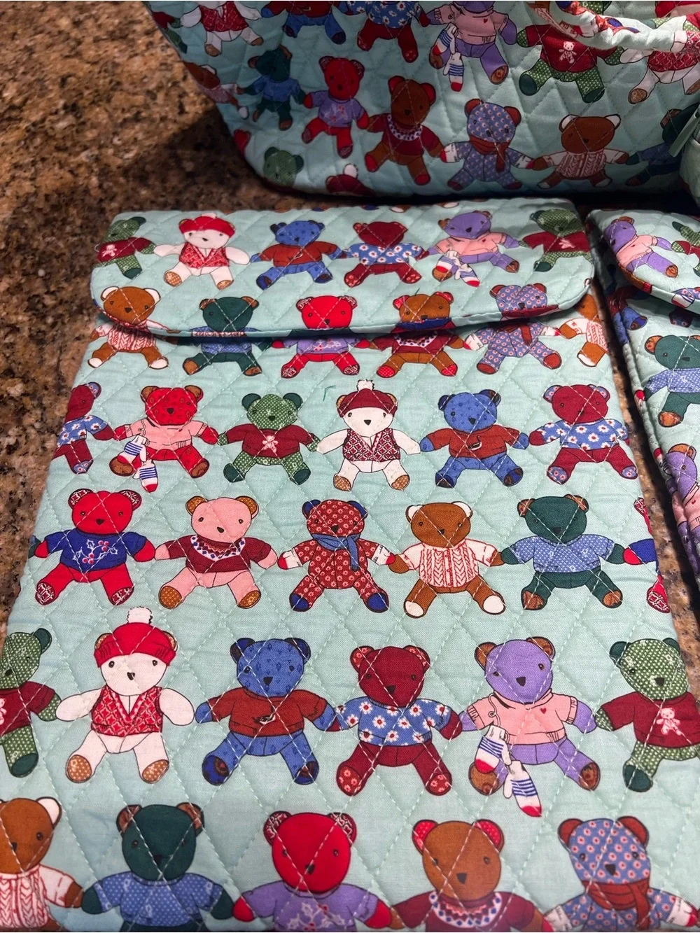 Vera Bradley Quilted Teddy Print Tote Bag Set in Mint